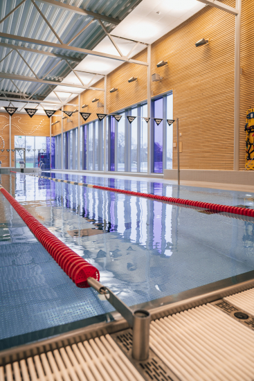 Kongstenbadet - Svømmehall